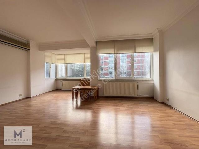 Gayrettepe Emekli Subay Evleri 2+1 Boş Kiralık Önü Açık