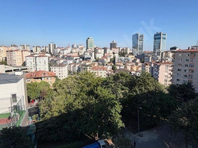 GAYRETTEPE'NİN YENİ PROJESİNDE PARK CEPHELİ GENİŞ DUBLEKS DAİRE