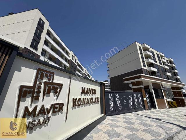 Gazze Cad. Maver Konakları 4+1 Site İçi Ara Kat Geniş Daire