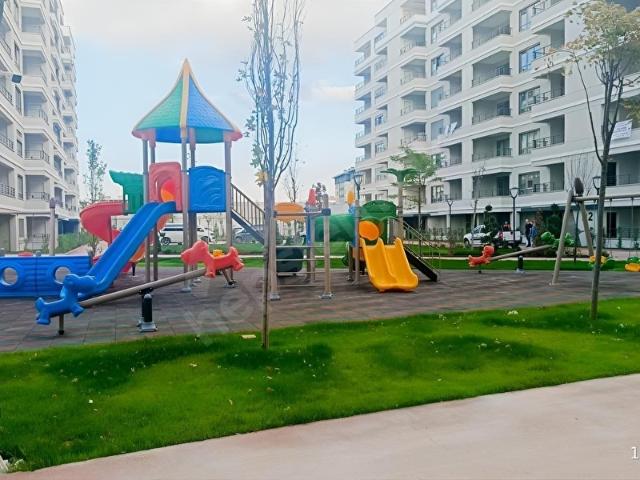 GAZZE CADDESİNDE ALTINMAVİ KONUTLARINDA SATILIK 3+1 BAHÇE KATI