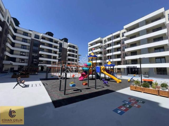 Gazze Caddesi Emsalsiz Fiyata 4+1 Geniş Nitelikli Daire