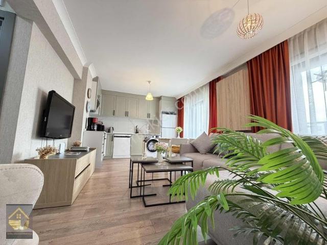 Gazıosmanpaşa'da Yabancılar Özel 1.kat 1+1 Ful Eşyalı Kiralık