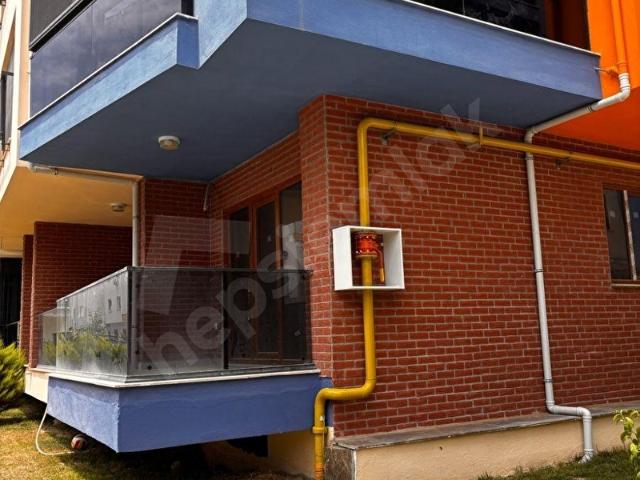 Gazi Mah. Site içerisinde doğalgazlı geniş ferah daire