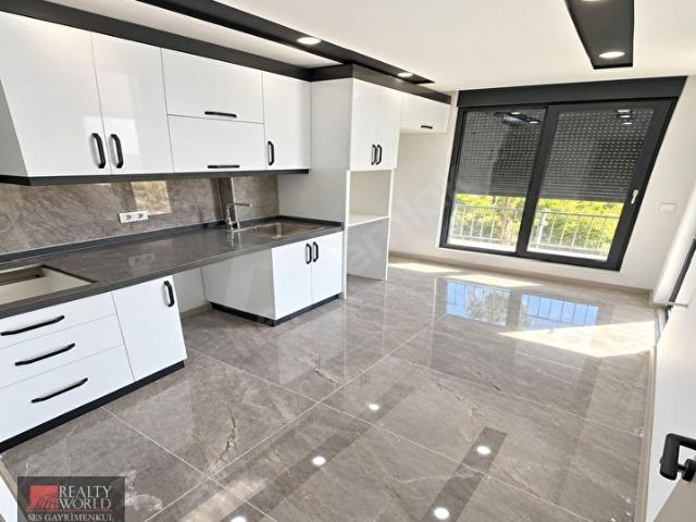GAZİ MAHALLESİ KAT SEÇENEKLERİ İLE 2+1 115 m2 KREDİYE UYGUN LÜX