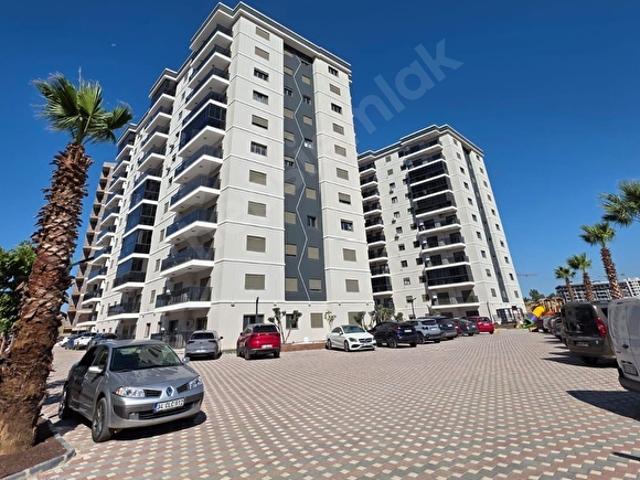 GAZİ MAHALLESİNDE SATILIK 3+1 LÜKS HAVUZLU DAİRE