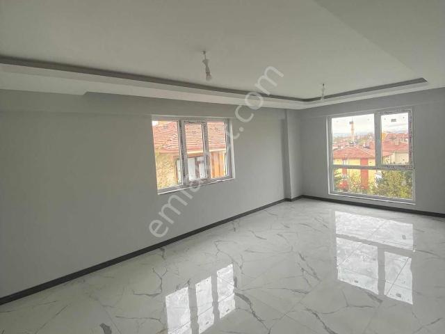 Gazi Mahallesin De Satılık 3+1 Daire