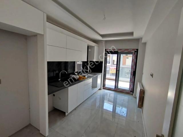 Gazi Mahallesinde Arakat 3+1 Satılık Sıfır Daire