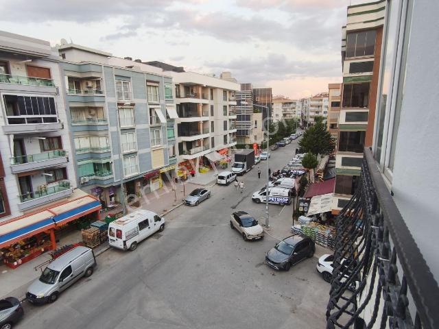 Gazi Mahallesi'nde Merkezi Konumda Satılık 3+1 Daire