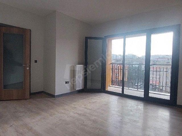 GAZİOSMANPAŞA BAĞLARBAŞI TOKİ VADİ EVLERİ 7A SİTESİ SATILIK 2+1 0 OTOPARKLI PARKLI FIRSAT DAİRE
