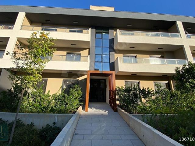 GAZİEMİR MİA SARNIÇTA 3+1 HAVUZ MANZARALI LÜKS DAİRE