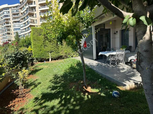 Gaziantep Antepiada Satılık 3+1 Geniş Ve Bakımlı Bahçe Katı