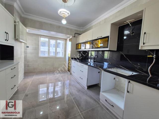 Gaziantep Şahinbey Karataş Güneykent Site İçi Satılık 3+1 Daire