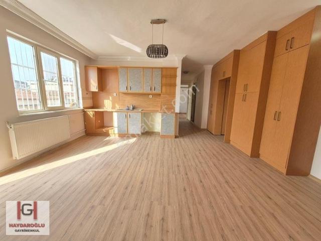 Gaziantep Şehitkamil Emek Sarı Güllükte Temiz Kiralık 2+0 Daire