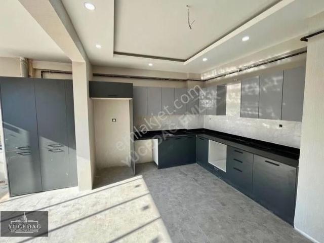 Gaziantep Fıstıklık Merkez Yerden Isıtma 3.5+1 Lüx Satılık Daire.