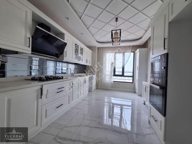 Gaziantep Fıstıklık Modern Şık Konsept 3+1 Satılık Daire.