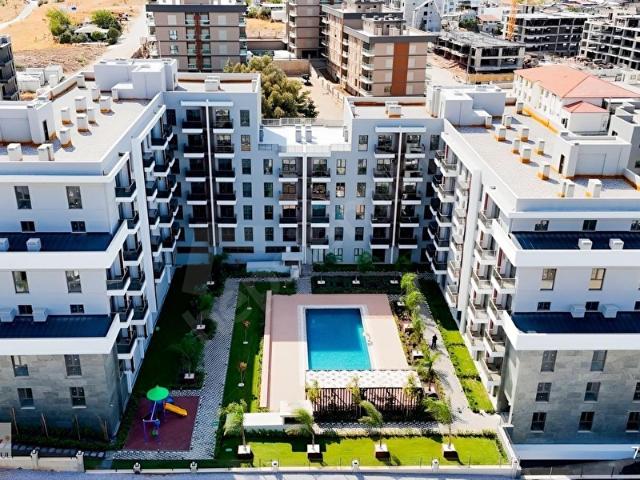 Gaziemir Aktepe Mahallesinde Site İçi Sıfır 1+1 Satılık Daire