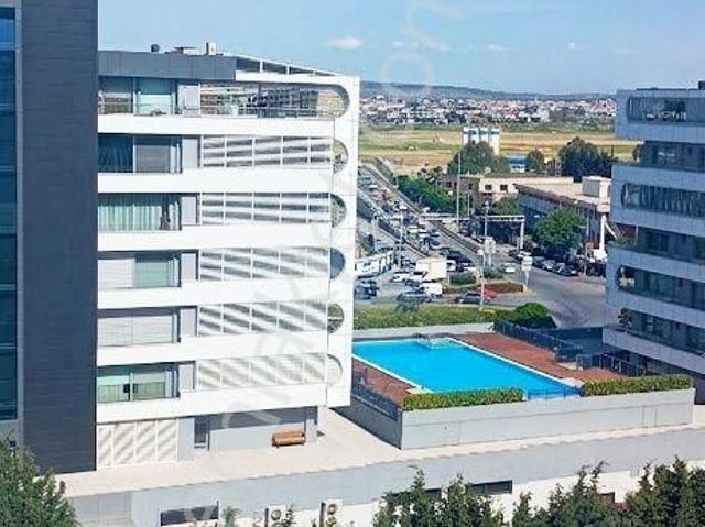 Gaziemir Gazikent'de Çift Cephe Kiralık Daire