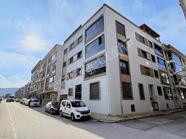 Gaziemir Irmak 133m2 2+1 Lux Daire