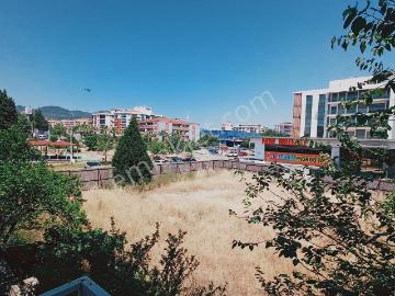 Gaziemir Metro Market Yanı Fırsat Kiralık 3+1 140 M2