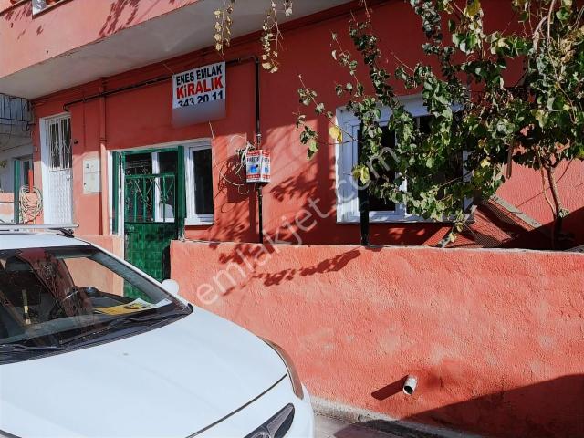 Gaziemir Sarnıç'da İzbana Yakın 2+1 95m2 Kiralık