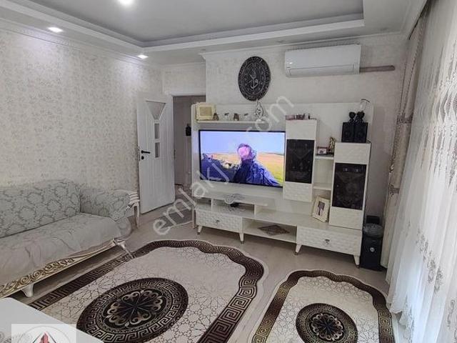 Gaziopmanpaşa Meydan'da Satılık 2+1 M2 Daire