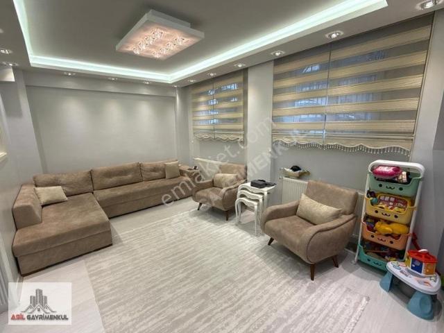 Gaziosmanpaş / Yeni Mahalle Fırsat. İçi Yapılı 2+1/85m²/kot/1