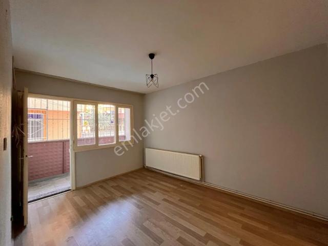 Gaziosmanpaşa Mah. Zeminkat, Doğalgazlı, Kiralık Daire