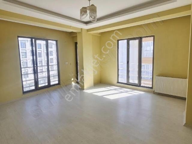 Gaziosmanpaşa Mah. Dokuma Cad Üstü Asansörlü Kiralık 3+1 Daire