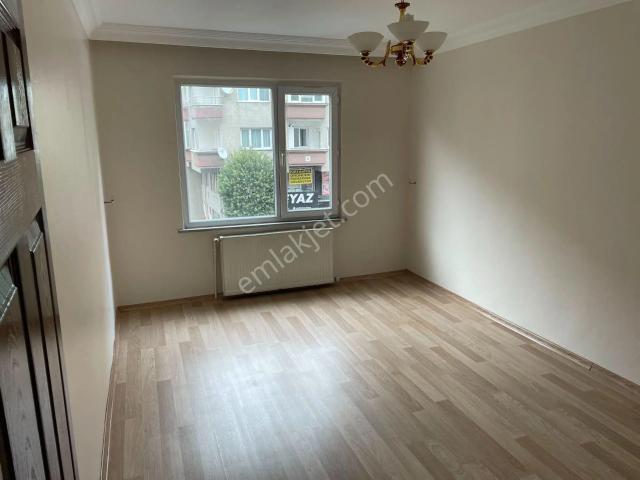 Gaziosmanpaşa Ordu Caddesinde /asansörlü Kamera Sistemli 2+195m2/1.kat /kiralık Daire