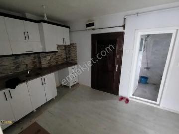 Gaziosmanpaşa Karadeniz Mahallesinde Kiralık 2+1 Daire