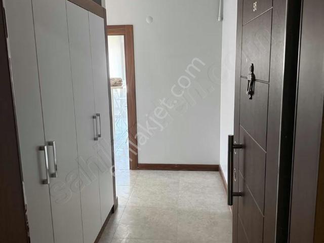 Gaziosmanpaşa Seçkinler İnci Evleri'nde Kiralık 3+1 Daire