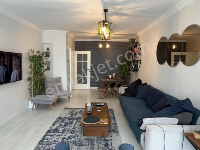 Gaziosmanpaşa Yeni Foça Sokak'ta 3+1mobilyalı Lüx Kiralık Daire