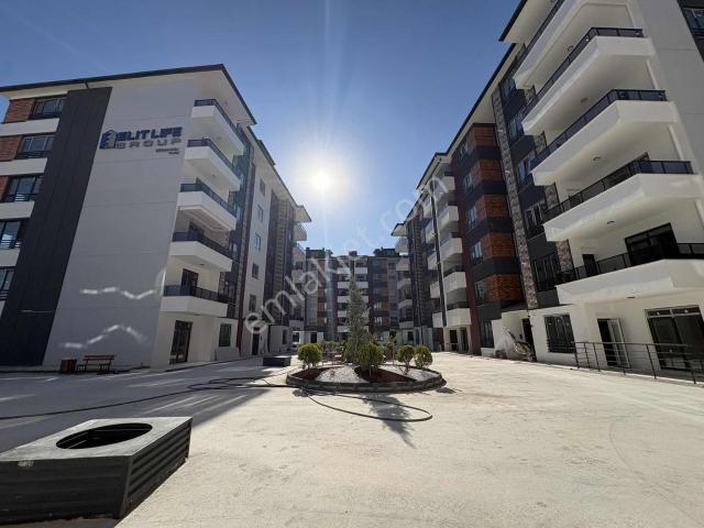 Gaziosmanpaşa'da Begonya Park'ta Krediye Uygun Sıfır Daireler !