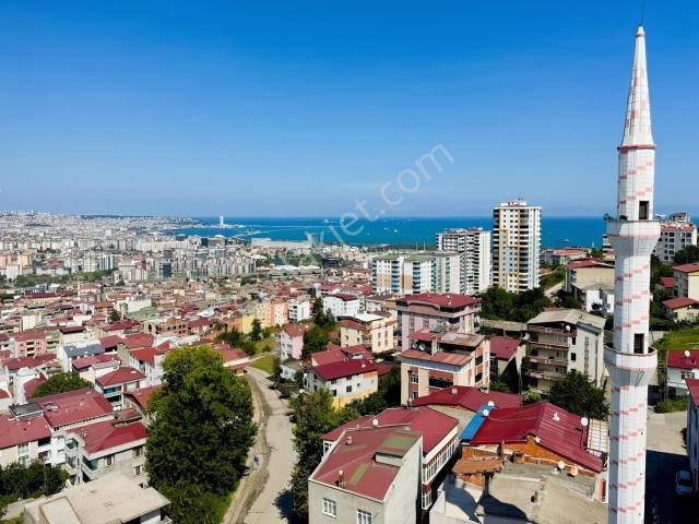 Gaziosmanpaşa'da Deniz Manzaralı 200 M² 5+1 60 M² Teras Şömineli