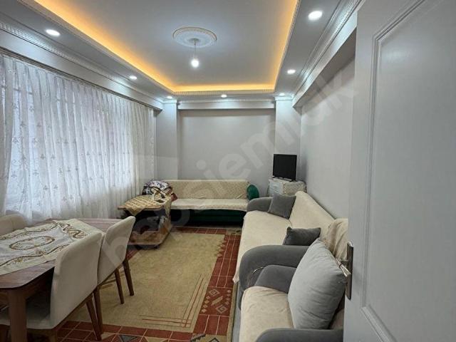 Gaziosmanpaşa'da Şemsipaşa Mah. Yüksek Giriş 2+1 Satılık Daire