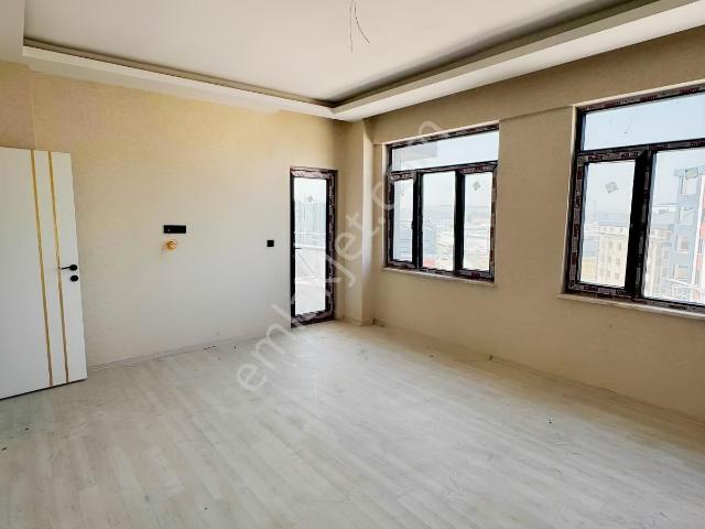 Gaziler Mah. Yeni Hastane Projesi Yanı Satılık Sıfır 2+1 Dare