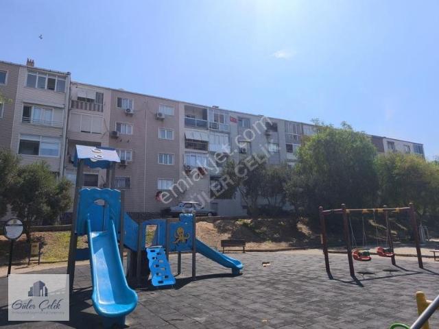 Gaziler Mahallesinde 90 M² Kullanım Alanlı, Yenilenmiş 2+1