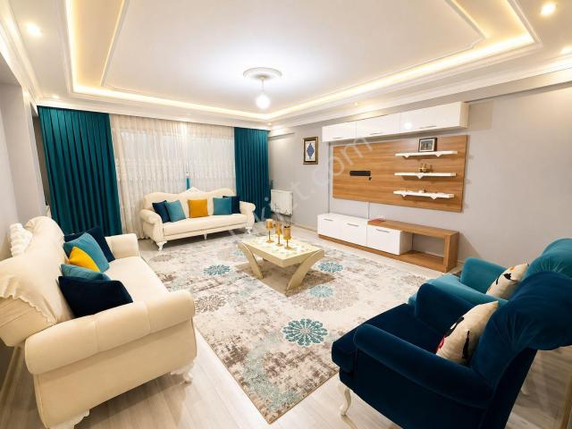Gaziler Vehbi Koç'un Orada Satılık 3+1 Full Yapılı Daire