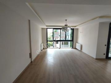 Gazipaşa Blv'na Yakın Radyoevi Sokağında 3+1 Kapalı Mutfaklı Güney Doğu Cephe 2 Banyolu Lüx Daire