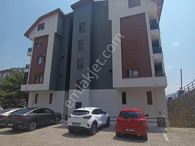 Gazipaşa Cumhuriyet Mah. Merkezi Konum Eşyalı 1+1 Satılık Daire
