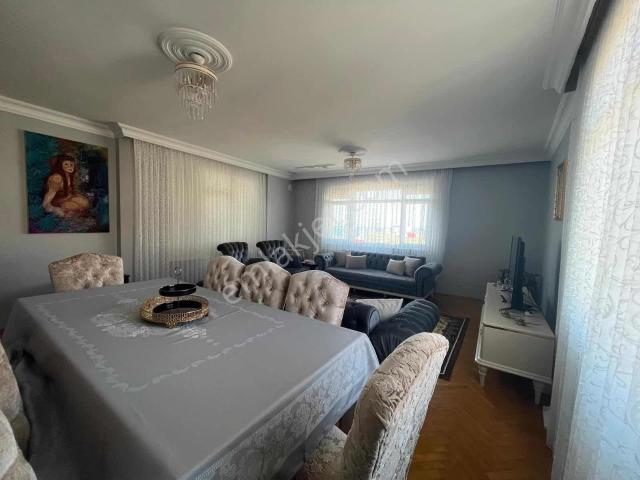 Gazipaşa Mahallesi'nde Satılık 7+2 Dubleks Daire