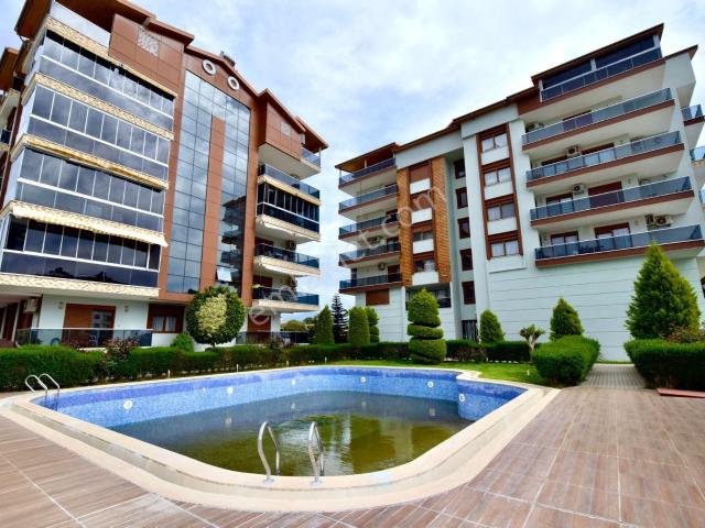 Gazipaşa Merkezde İstiklal Mah. Cılızlar Sitesinde 2+1 Daire