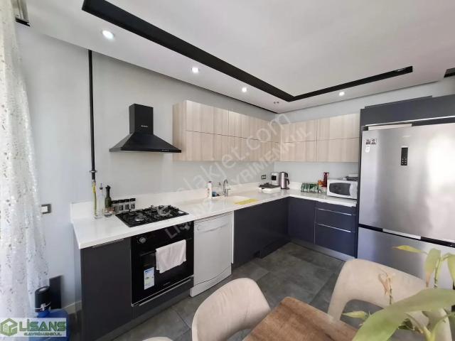 Gazipaşa'da_kazım_büfe_eski_stadyum_civarı_ç.banyo_8_yaşında_2+1