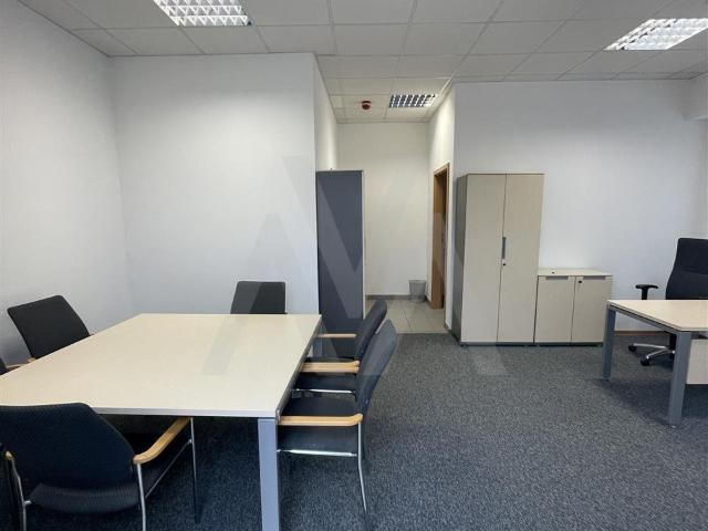 Nowoczesne biuro 36 m² z pełnym wyposażeniem polecam!