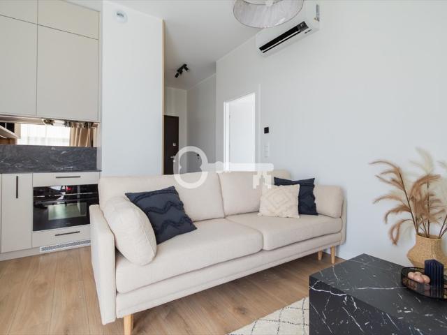 Do sprzedania nowoczesny apartament nad wodą z balkonem