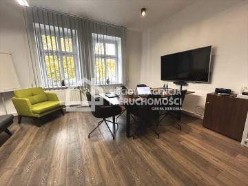 Przestronny lokal usługowy w centrum Wrzeszcza, 90,3 m2
