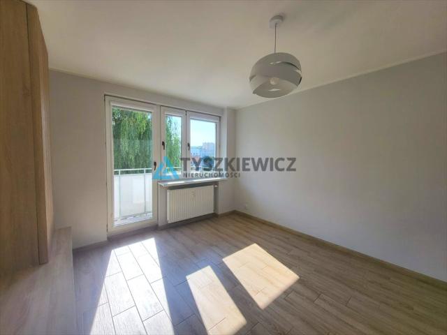 Gdynia, Witomino, 2 Morskiego Pułku Strzelców, 40,60 m2