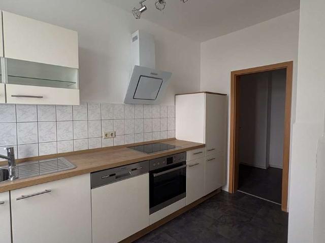 Gemütlich 1,5 Raum Wohnung in ruhigem Hinterhaus mit Einbauküche!