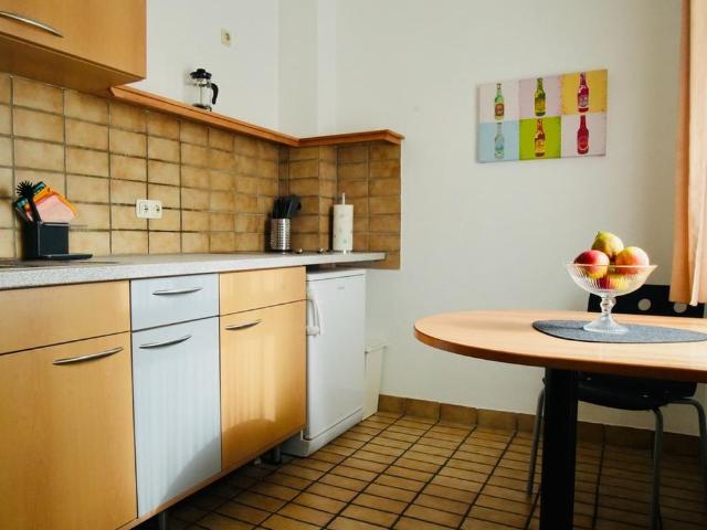 Gemütlich am Rhein – Vollmöblierte Wohnung mit Blick ins Grüne!