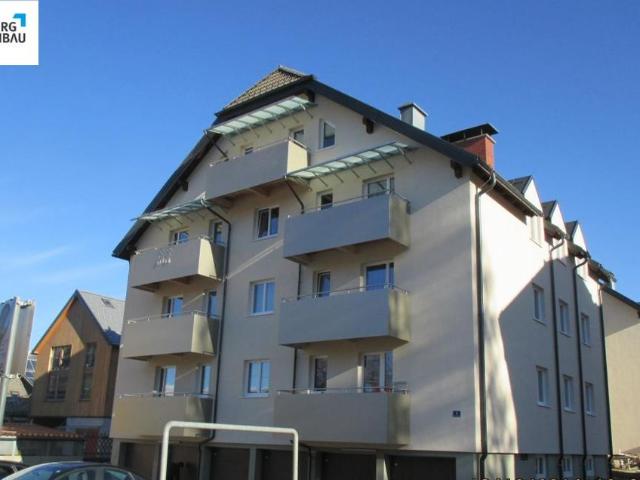 GEMÜTLICH IN TAMSWEG! Großzügige, geförderte 2 Zimmerwohnung in Tamsweg mit Balkon und Garagenplatz! Hohe Wohnbeihilfe möglich